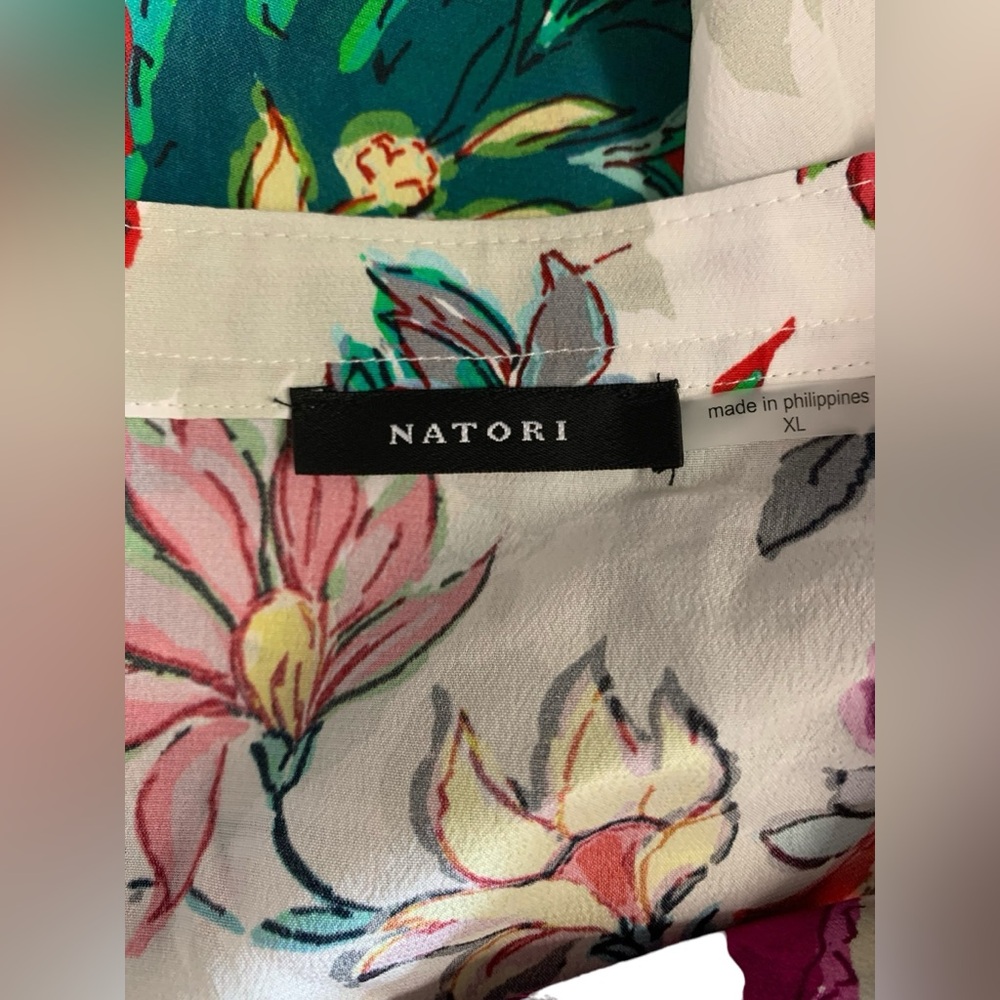 Natori floral print silk blend oversized blouse. Sz XL EUC - Picture 9 of 10